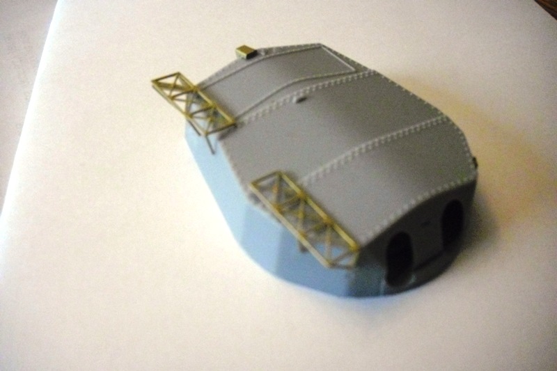 HACHETTE HMS HOOD 225.jpg