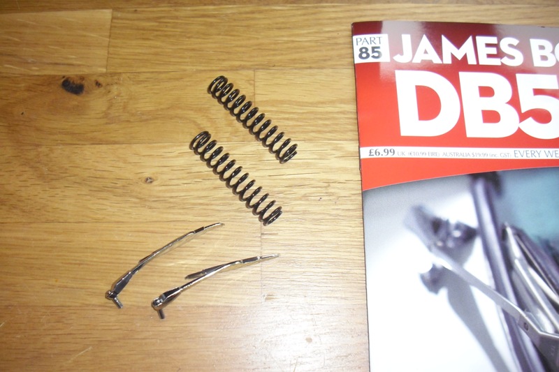 007 DB5 254.jpg