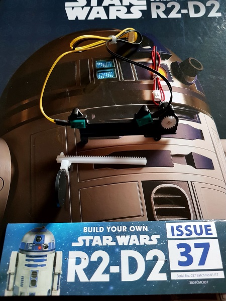 issue 37 3 limit switches and motor fitted.jpg