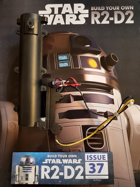 issue 37 7 motor assembly attached to light sabre tube.jpg