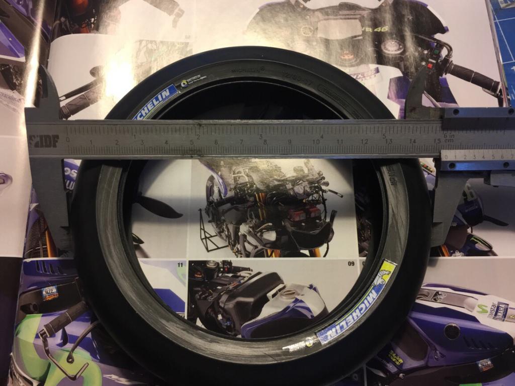 282360d1508775656-moto-yamaha-m1-2016-46-1-4-dea-img_0113.jpg