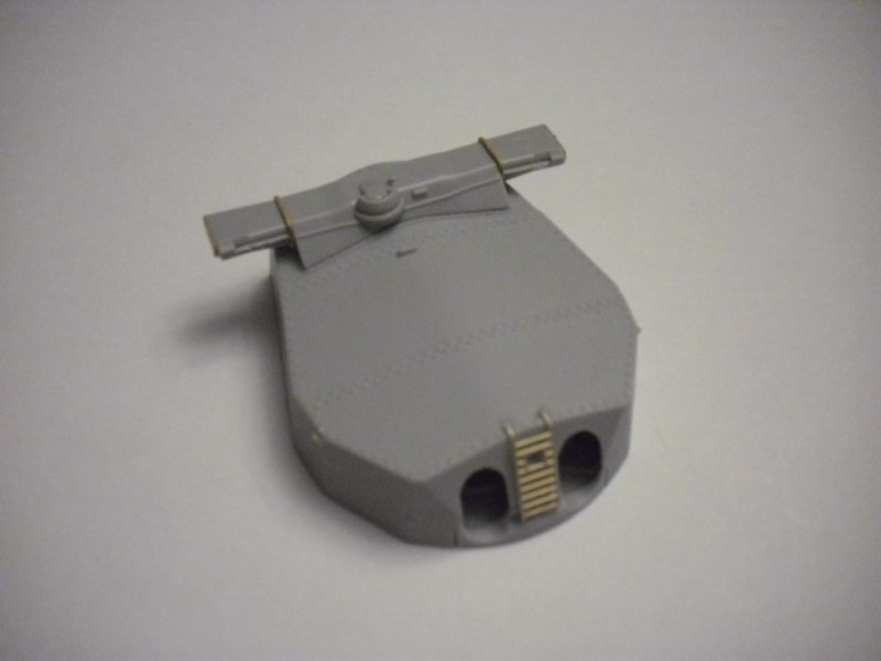 HACHETTE HMS HOOD 276.jpg