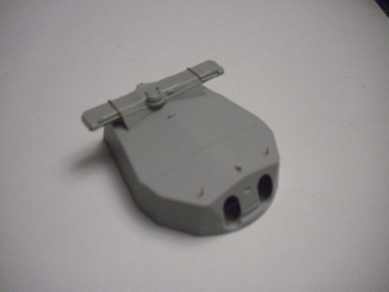 HACHETTE HMS HOOD 292.jpg