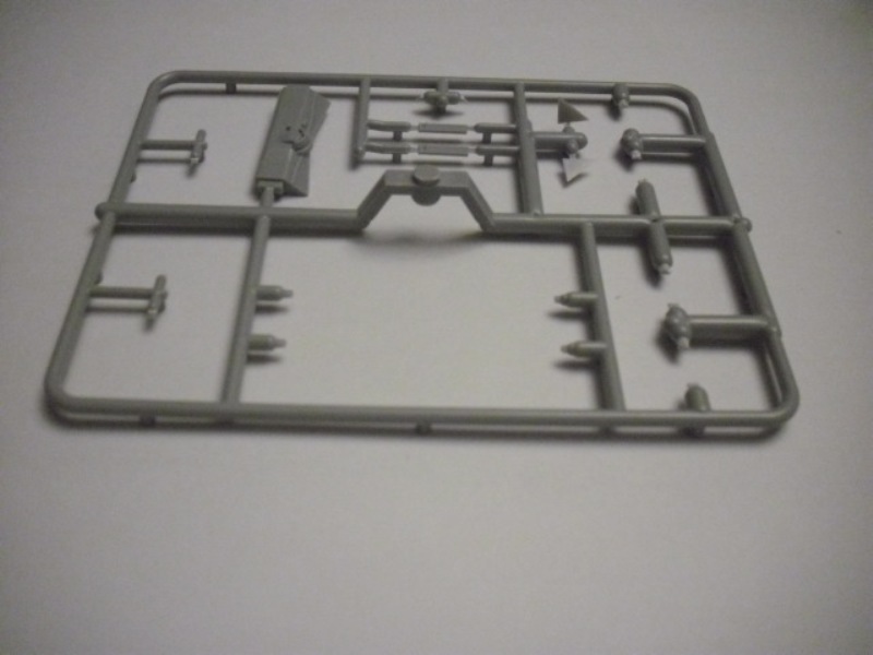 HACHETTE HMS HOOD 280.jpg