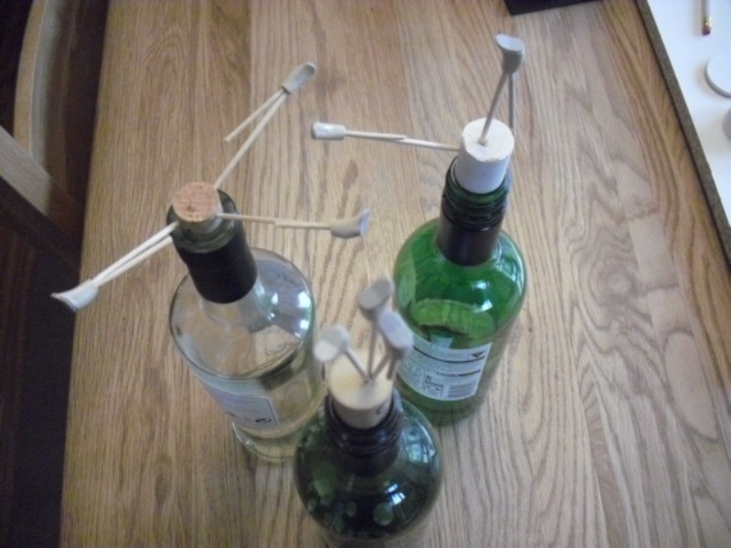 HACHETTE HMS HOOD 305.jpg