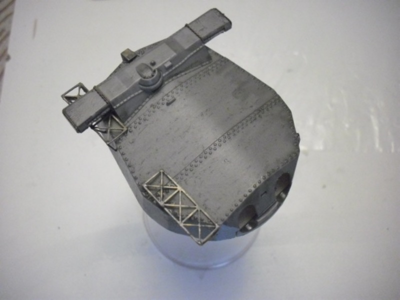 HACHETTE HMS HOOD 316.jpg