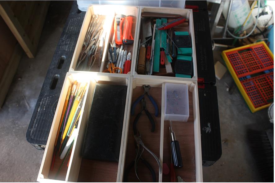 Box2.jpg