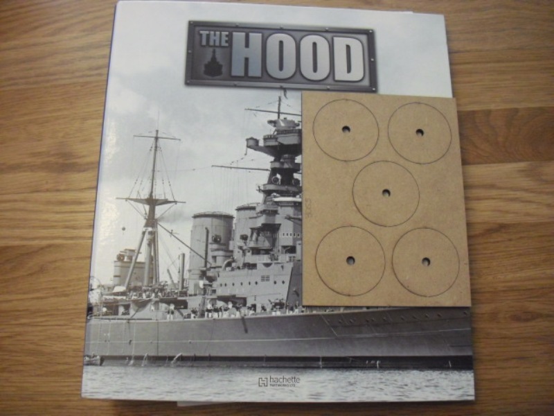 HACHETTE HMS HOOD 307.jpg
