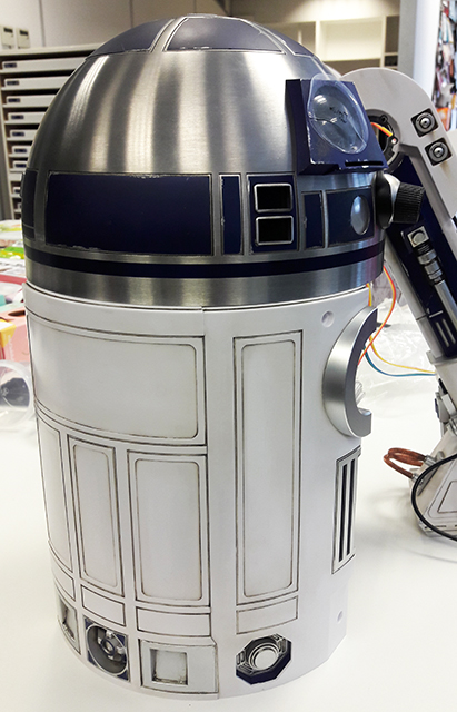 R2D2 61.jpg