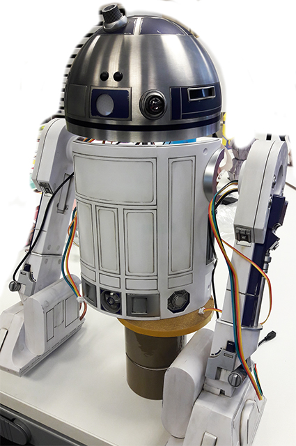 R2D2 63.jpg