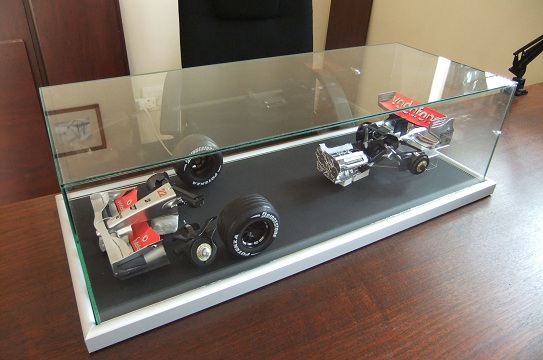 mclaren32.jpg