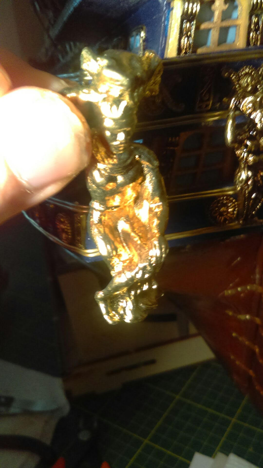 figurine to big.jpg