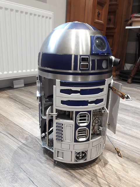 R2D2 92.jpg