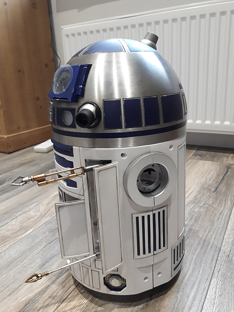 R2D2 93.jpg