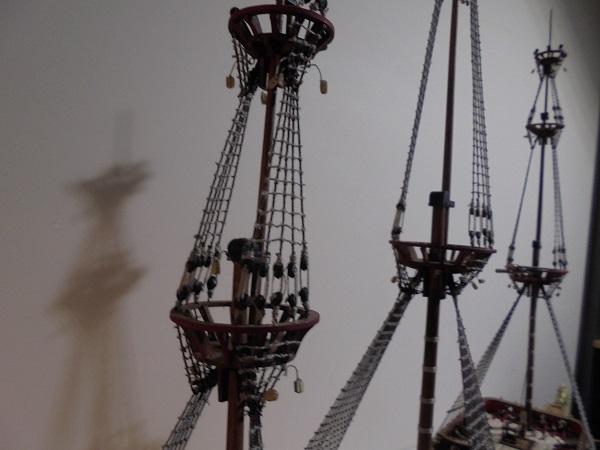 249. Ratlines to Mid & Upper Masts. Nov. 2018.JPG