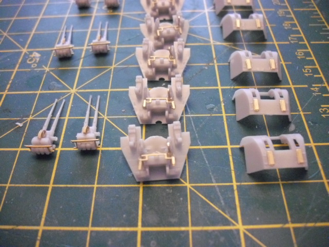 HACHETTE HMS HOOD 374.jpg