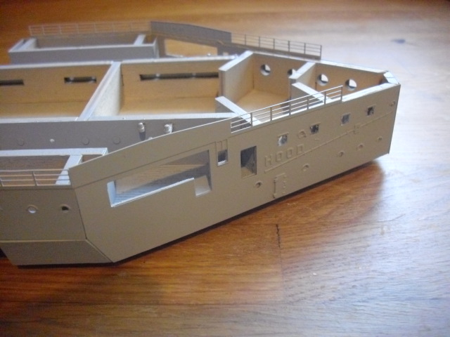 HACHETTE HMS HOOD 420.jpg