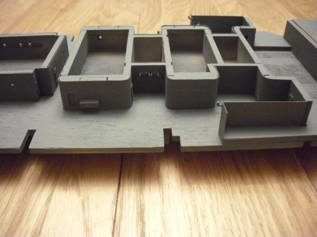 HACHETTE HMS HOOD 424.jpg