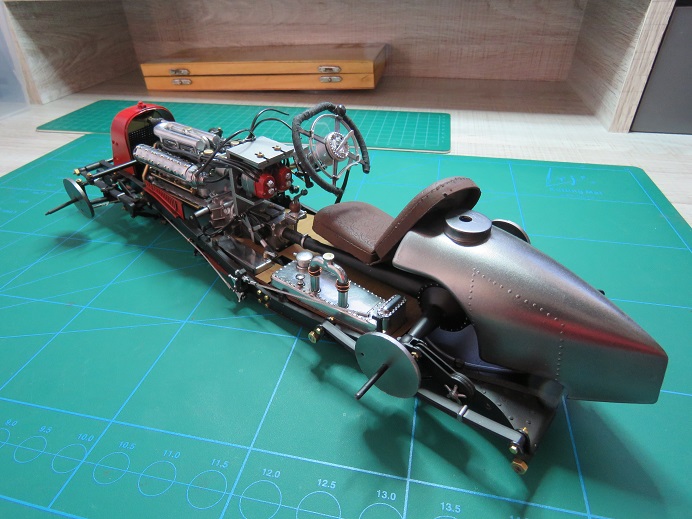 F806-84.jpg