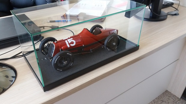 F806-119.jpg