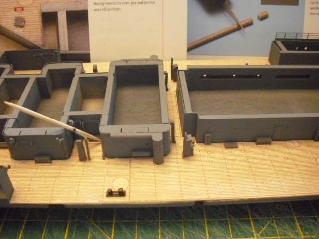 HACHETTE HMS HOOD 466.jpg