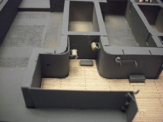 HACHETTE HMS HOOD 475.jpg