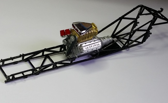 6 engine on frame.jpg