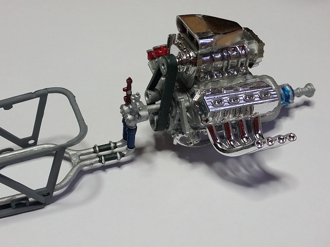 40 fuel connection at engine.jpg
