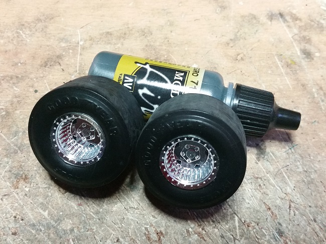 59 Big rear wheels.jpg