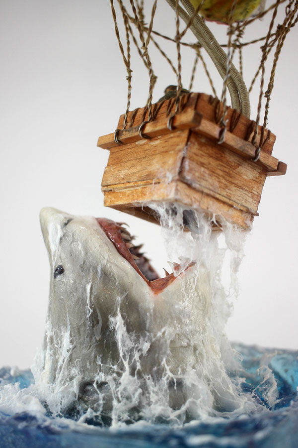 Treehouse Models White Shark Attacks Hot Air Balloon 600x480 8.jpg
