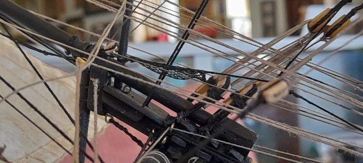 bowsprit netting1.jpg