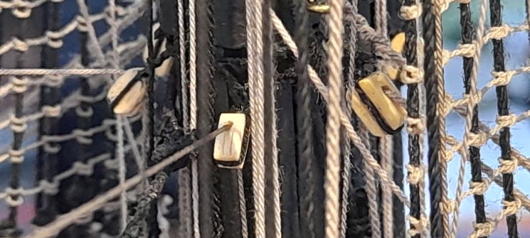 bowline blocks for main top sail1.jpg