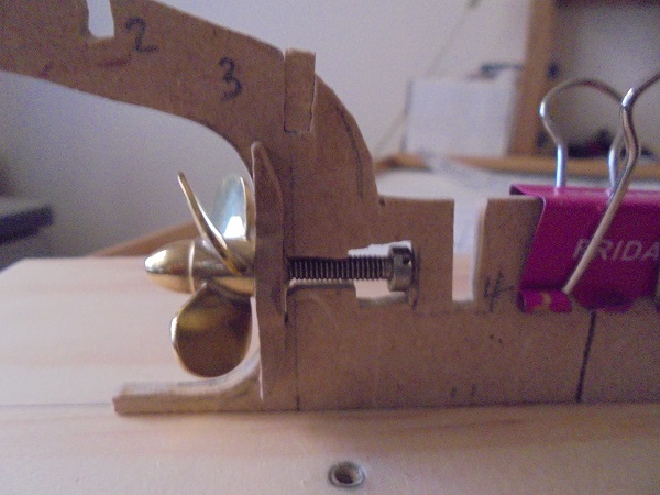 24. Prop Assy..JPG