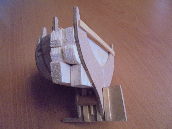 47. Stern balsa infills.JPG