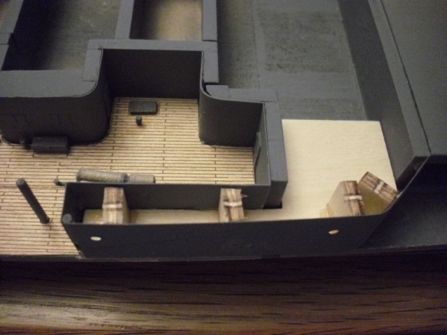 HACHETTE HMS HOOD 518.jpg