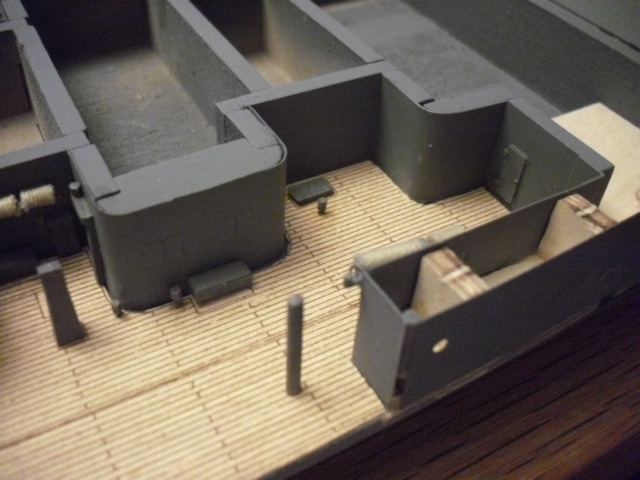 HACHETTE HMS HOOD 519.jpg