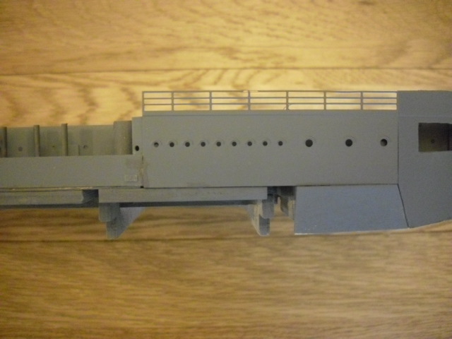 HACHETTE HMS HOOD 532.jpg