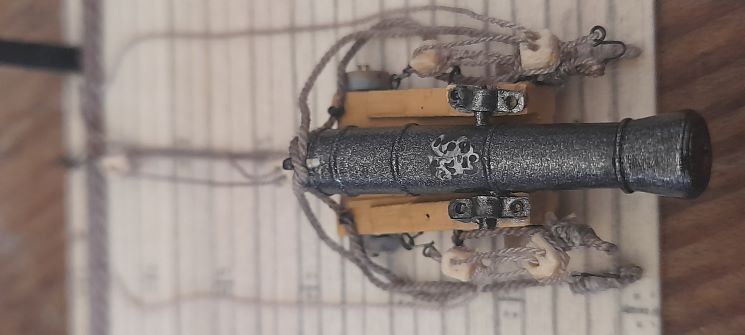 first cut out gun21.jpg