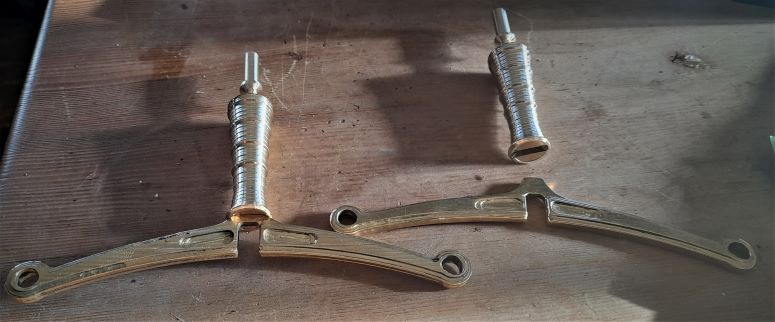 gun stand1.jpg