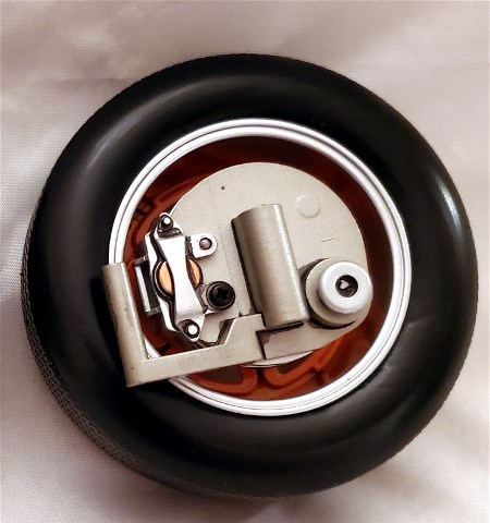 13 left Wheel.jpg