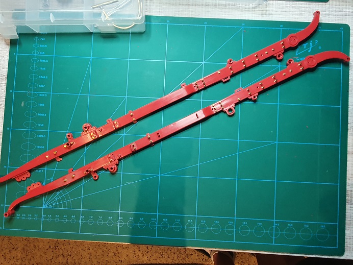 F2-10.jpg