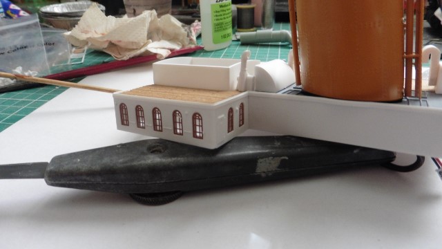 P1030414 (640x360).jpg