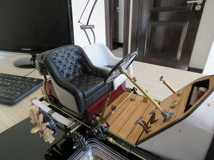 F2-113.jpg