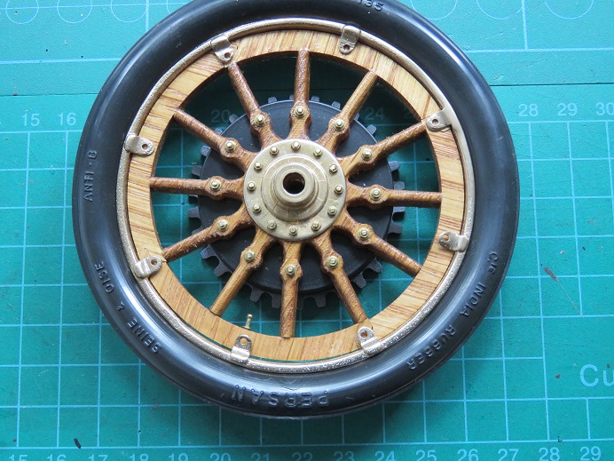 F2-121.jpg