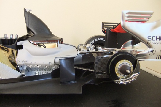 mclaren56.jpg