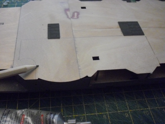 HACHETTE HMS HOOD 572.jpg