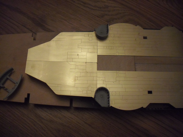 HACHETTE HMS HOOD 546.jpg