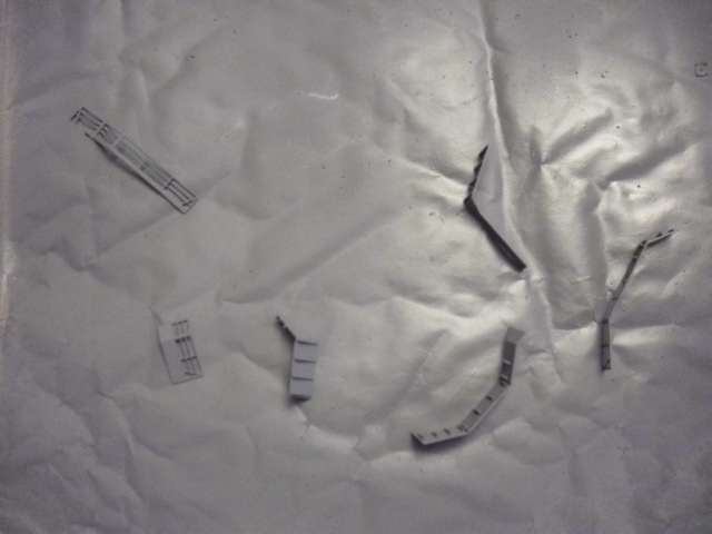 HACHETTE HMS HOOD 627.jpg