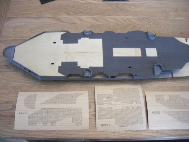 HACHETTE HMS HOOD 577.jpg