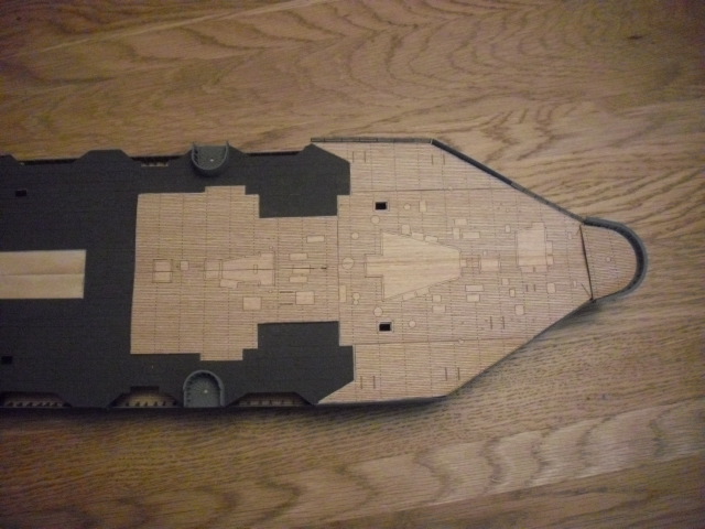 HACHETTE HMS HOOD 586.jpg